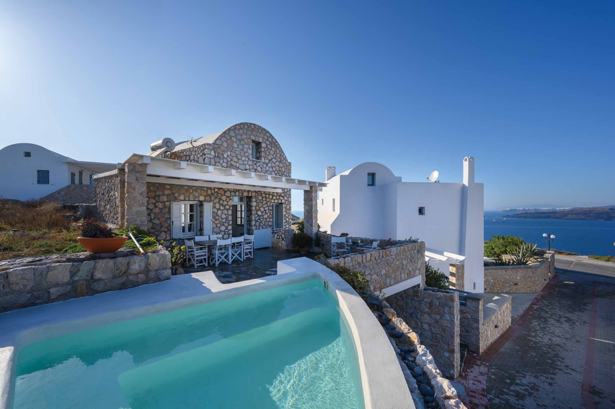 58 Traditional Villa On Santorini (c) Engel & Völkers Cyclades (2)