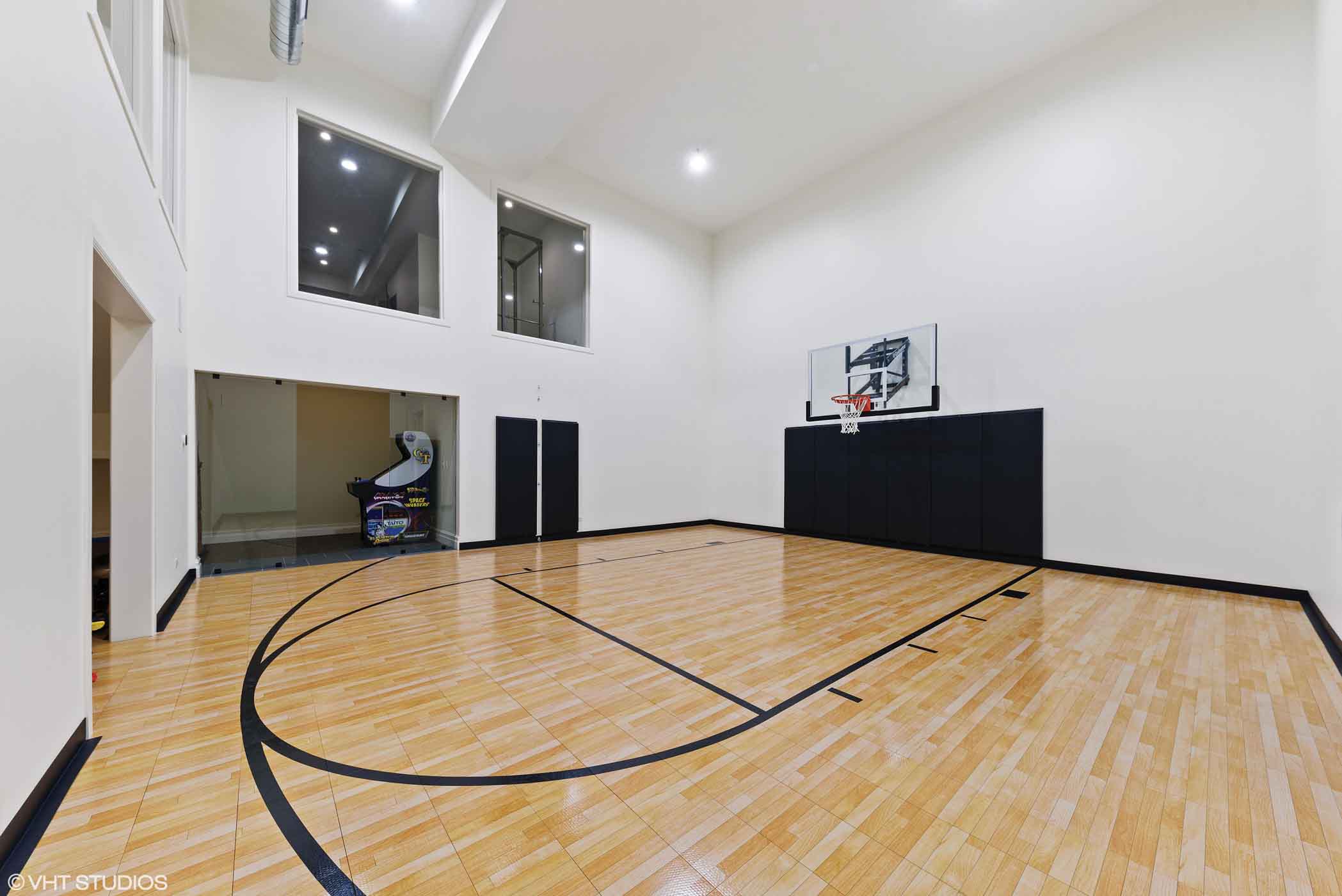 74 082 48 Brinker Rd Basketball Court Print