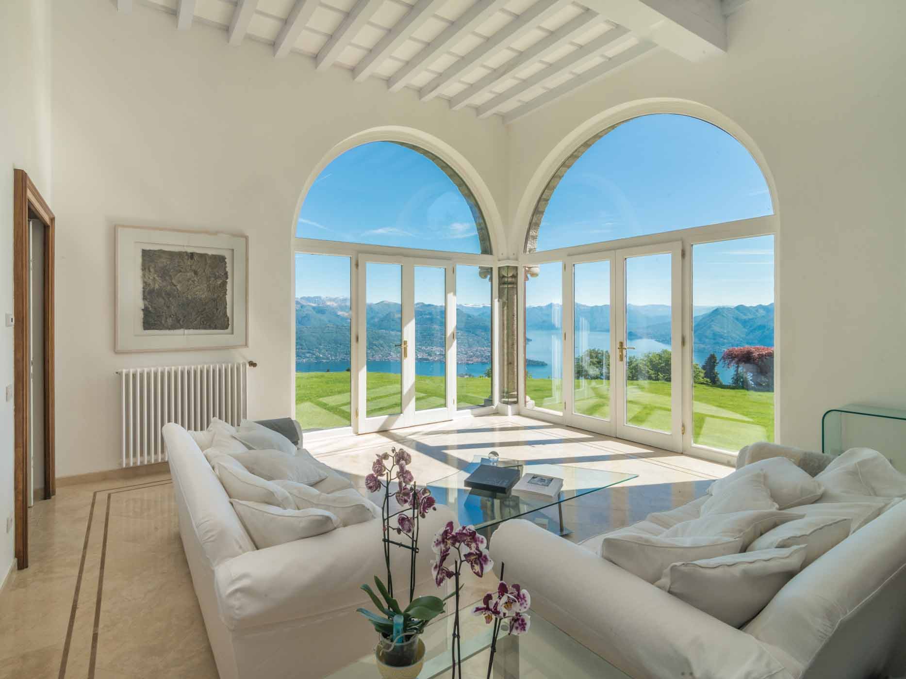 74 Villa With Stunning Views Over Lago Maggiore (c) Engel & Völkers Laveno (7)