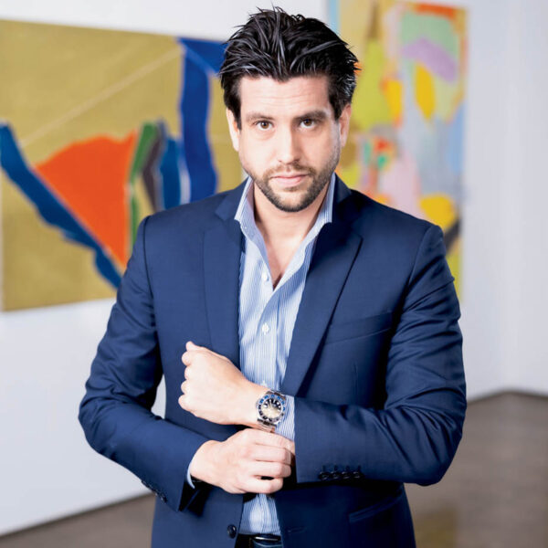 66 Sr2023 09 092 Hindman's Director Of Watches Sean Johnson Wearing Brunello Cucinelli, Neiman Marcus