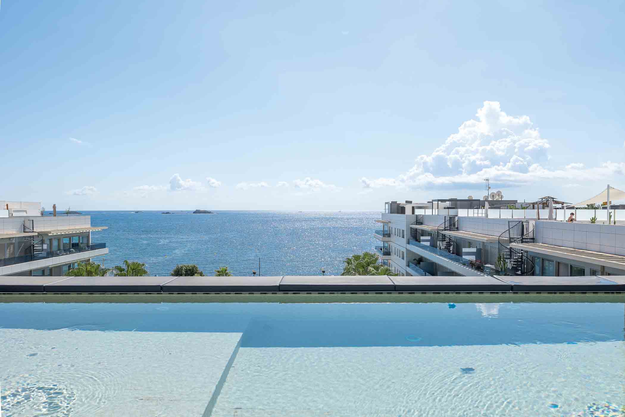 80 Exclusive Penthouse With Sea Frontage On Ibiza (c) Engel & Völkers Ibiza (1)