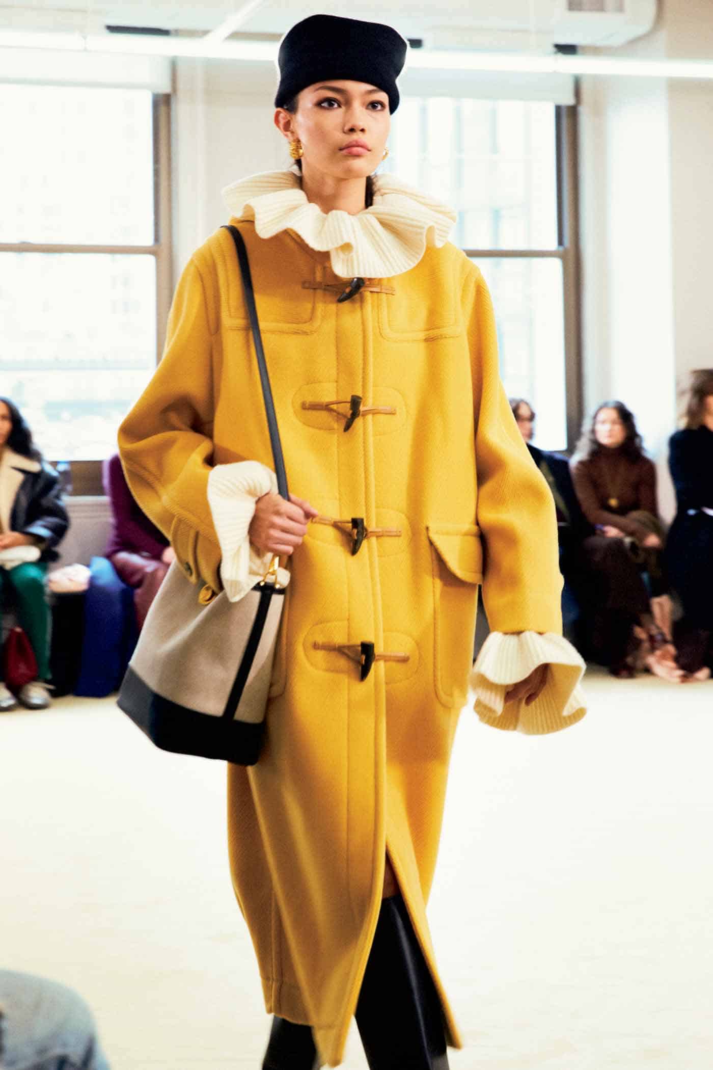 38 Sr2025 01 116 Altuzarra Coat, Space 519, Space519.com