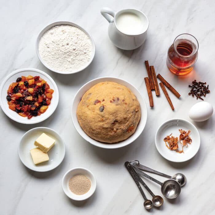 Irishfruitedsweetbread (barmbrack) Ingredients Mkrogers B2 2543 Copy