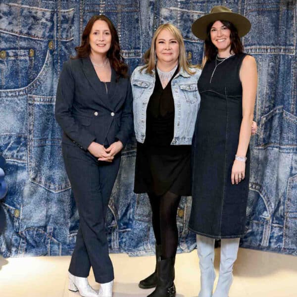 34 Bc2025 04 039 Karen Kay, Tammy Kerr, Katie Wilson