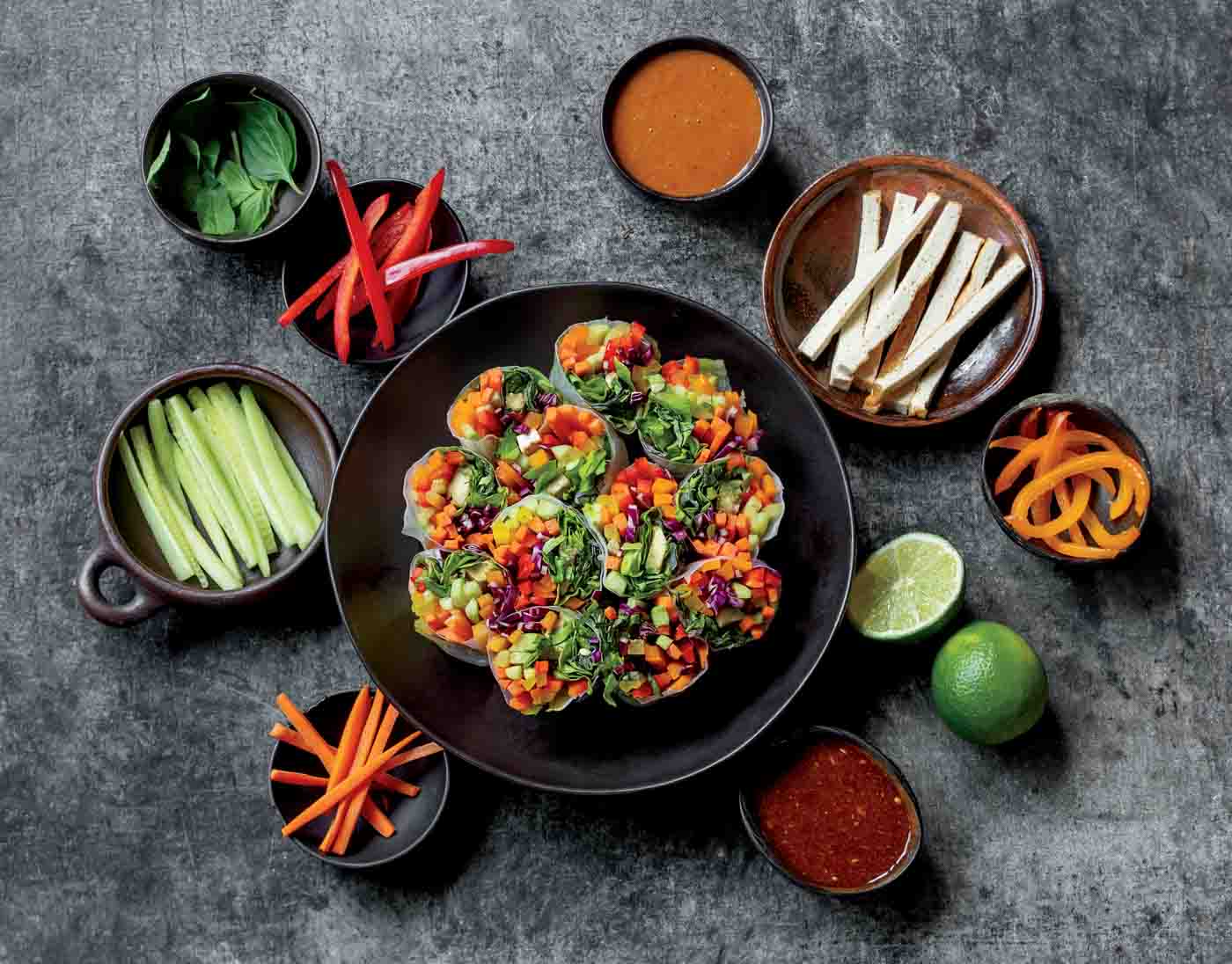 65 Sr2025 05 051 Veggiespringrollswithdippingsauce 11x15 Mkrogers B2 3829