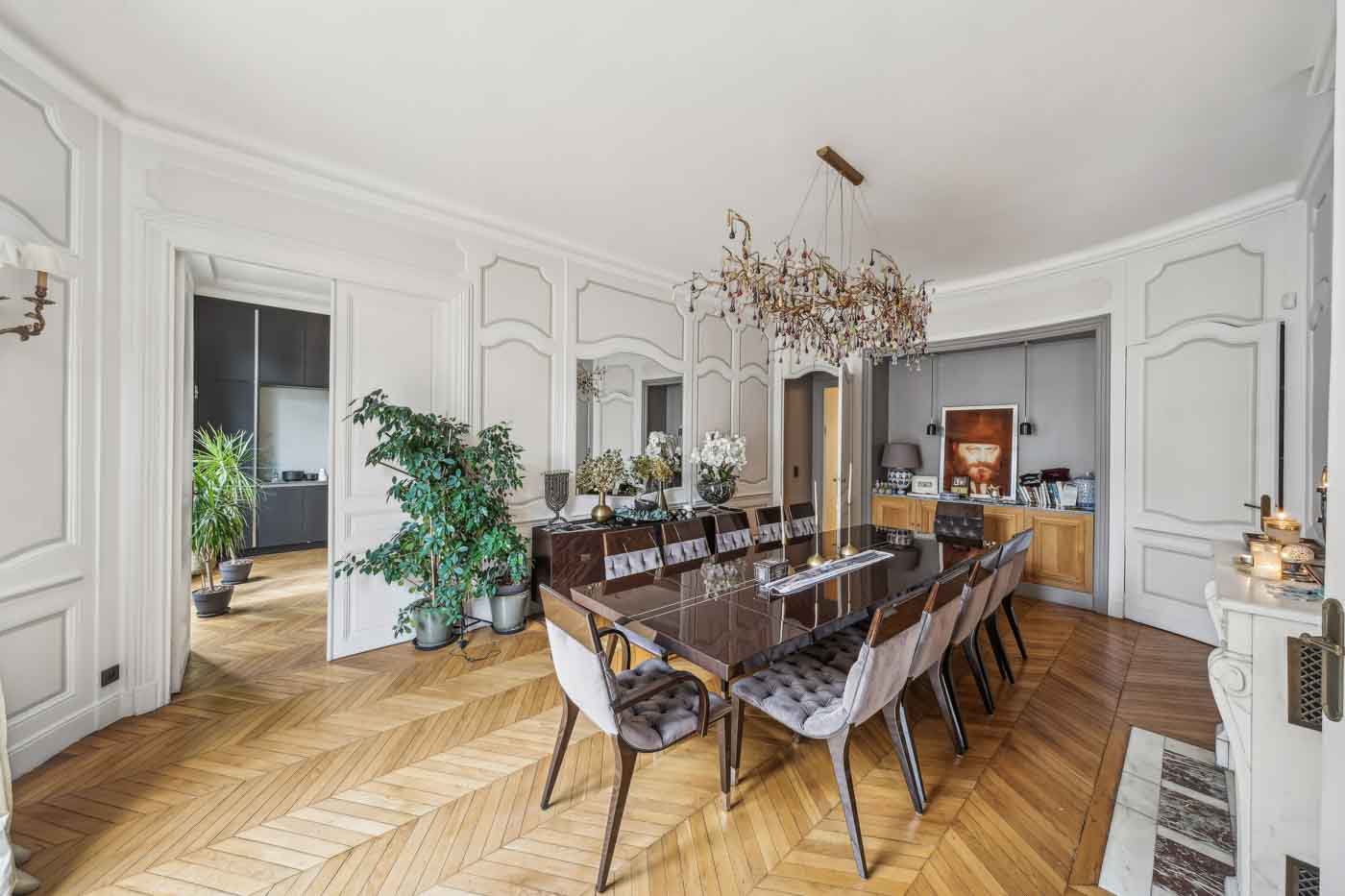 91 Sprawling Apartment In The 16th Arrondissement (c) Engel & Völkers Market Center Paris (5)