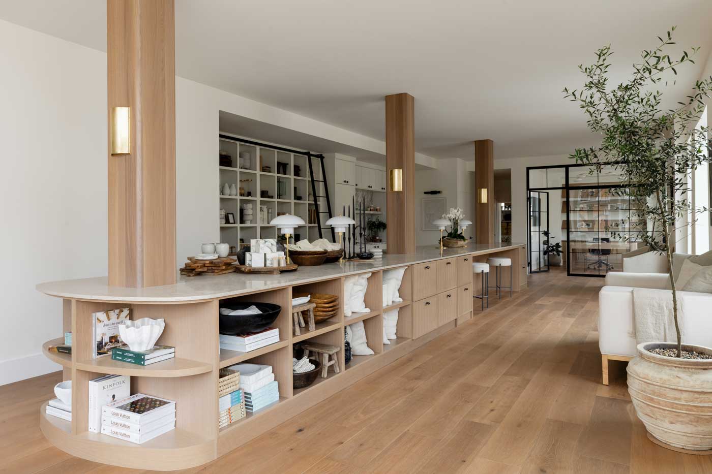 63 Y&b Studiow 1