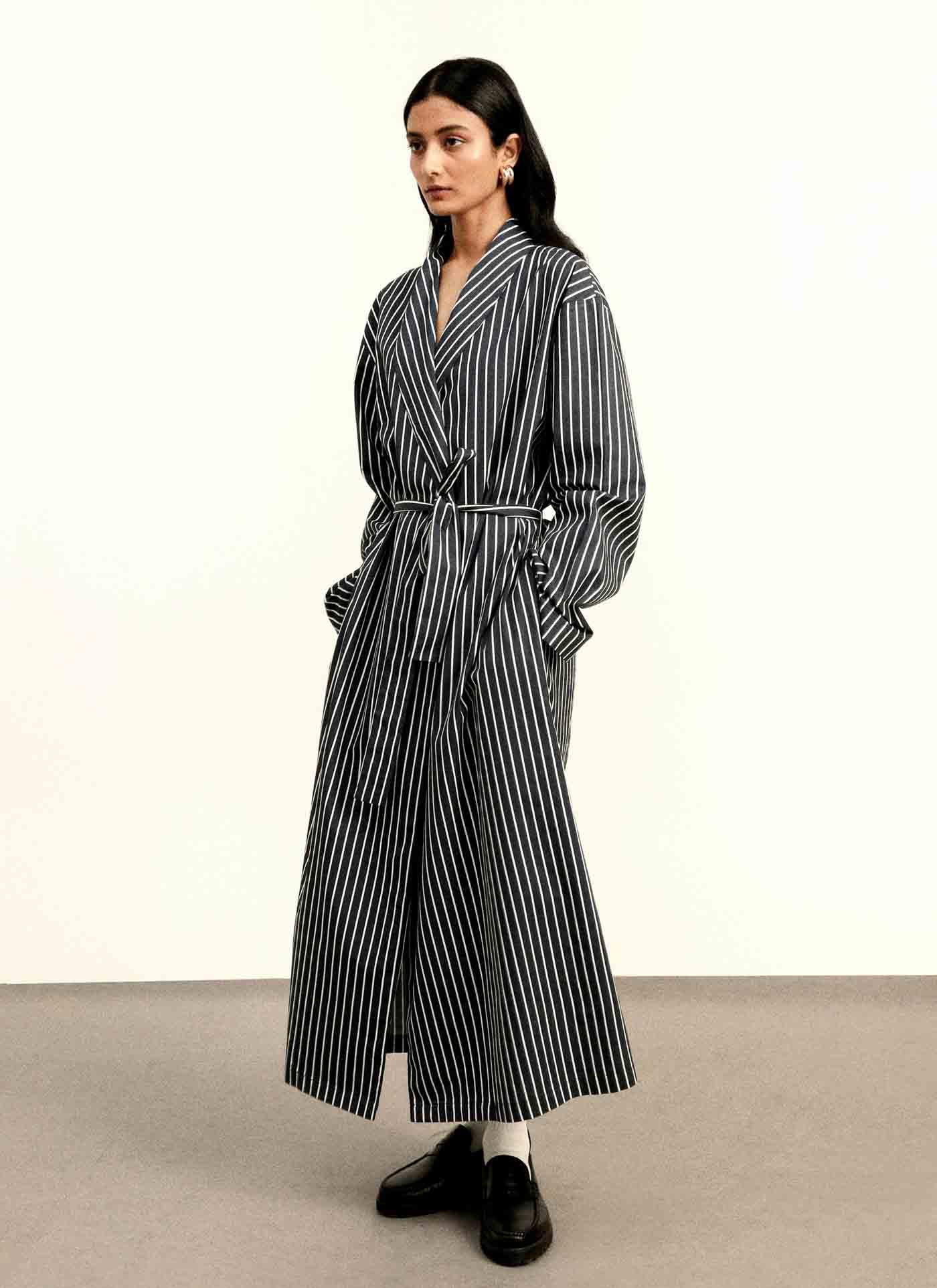 32 The Sunday Robe