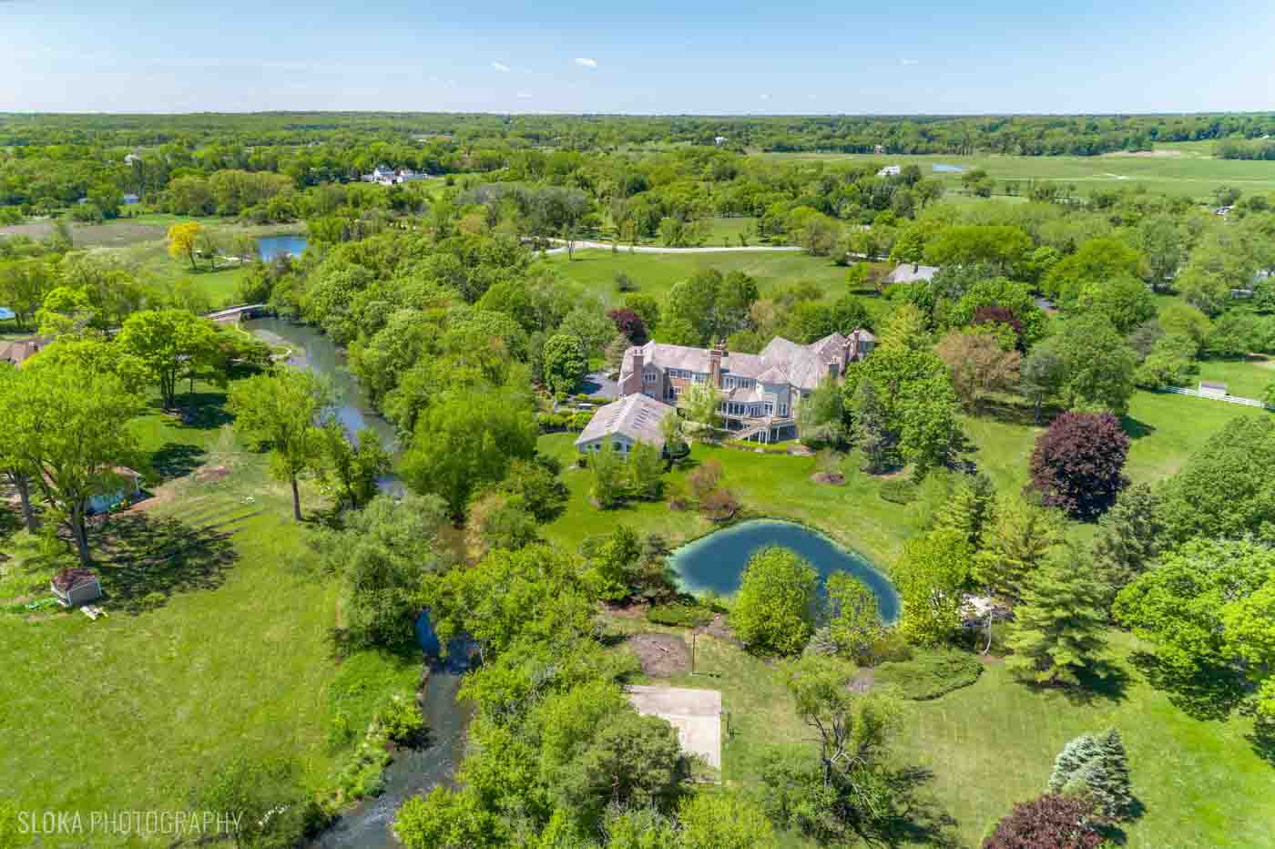 86 04 560 Oak Knoll Rd Aerial Back Print
