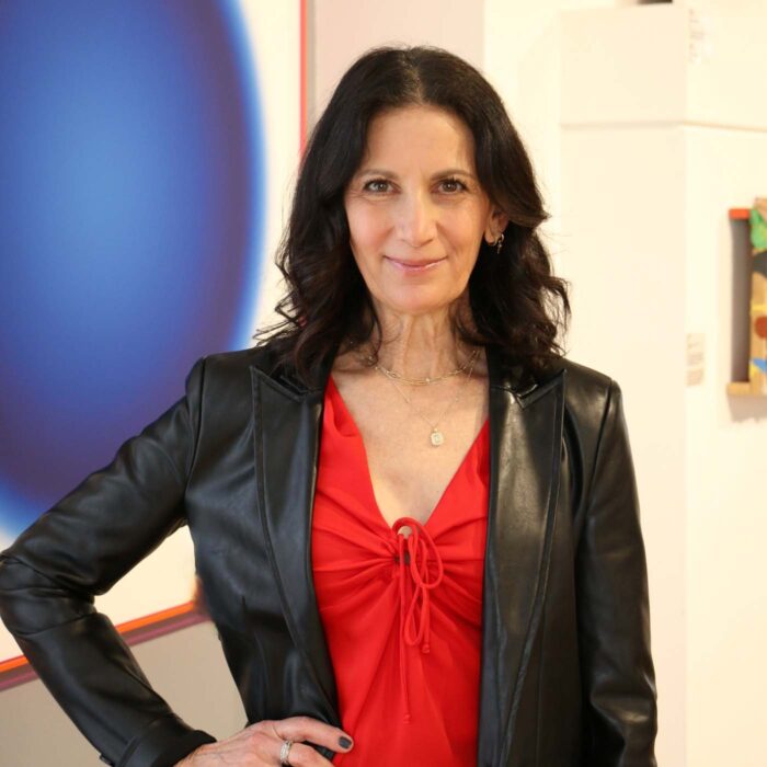 26 Caren Helene