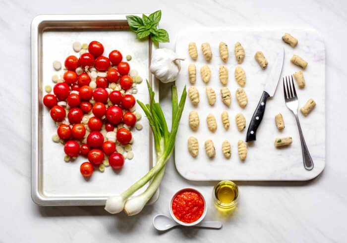 36 Basilgnocchiwithsheetpantomatoegarlicsauceingredients 10x15 Mkrogers B2 5326 Copy