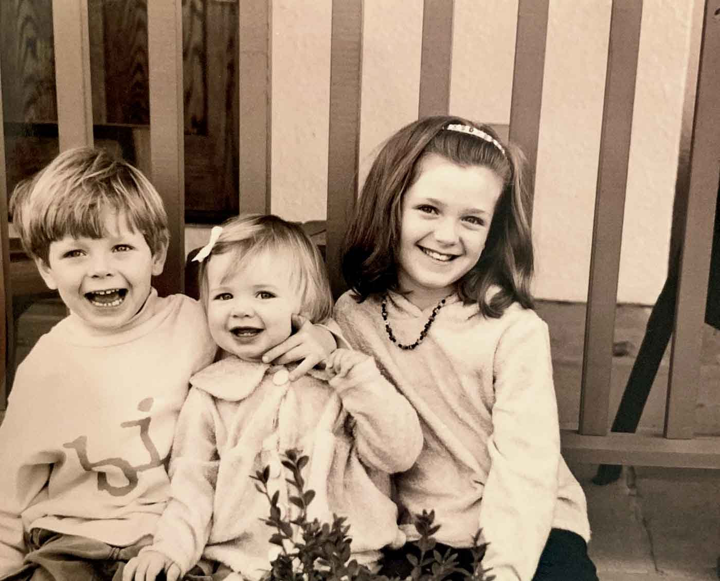 48 Drew, Maggie And Kelsey As Children