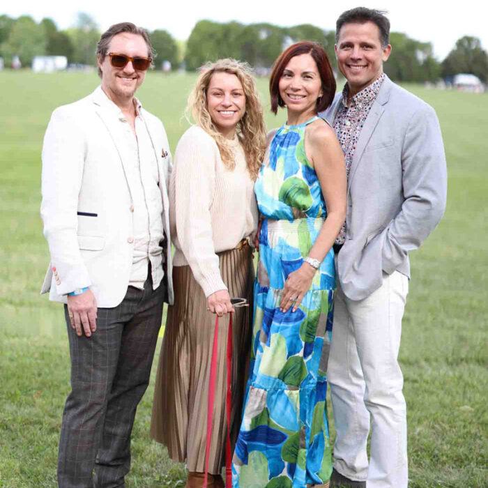 Main Benjamin Wright, Sarah Sommers, Elsa Garza, Jason Shalaveyus
