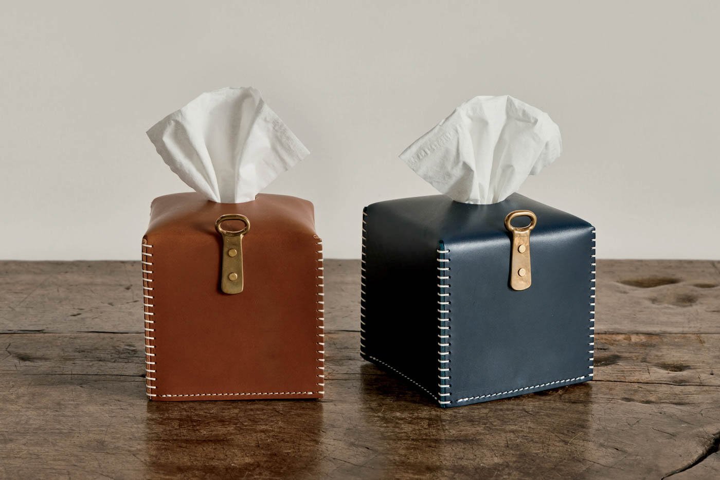 100 Otis Ingrams Leather Tissue Holder