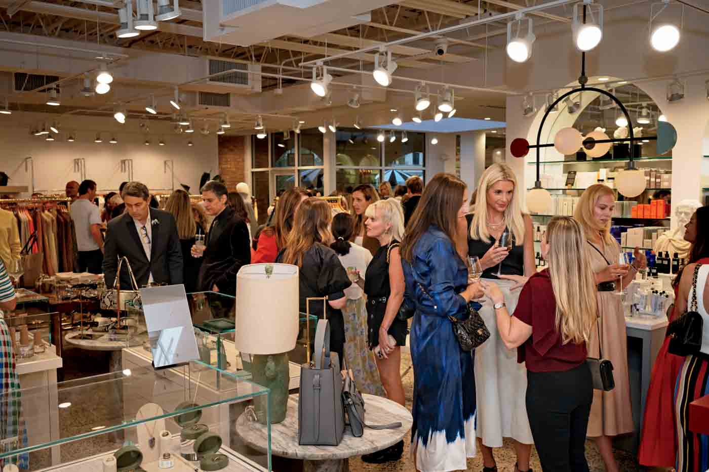 112 0 Atmosphere At Opening Party Of Space 519 Plaza Del Lago