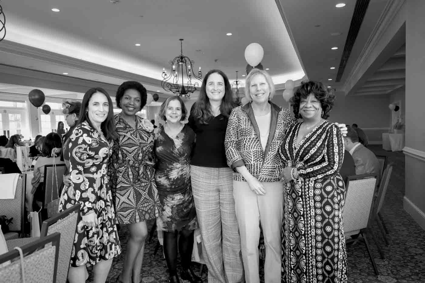 32 Mavi Thakkar, Wendy Warren, Stacey Mcneely, Mary Coduti, Thea Colwell, Pearl Lawson