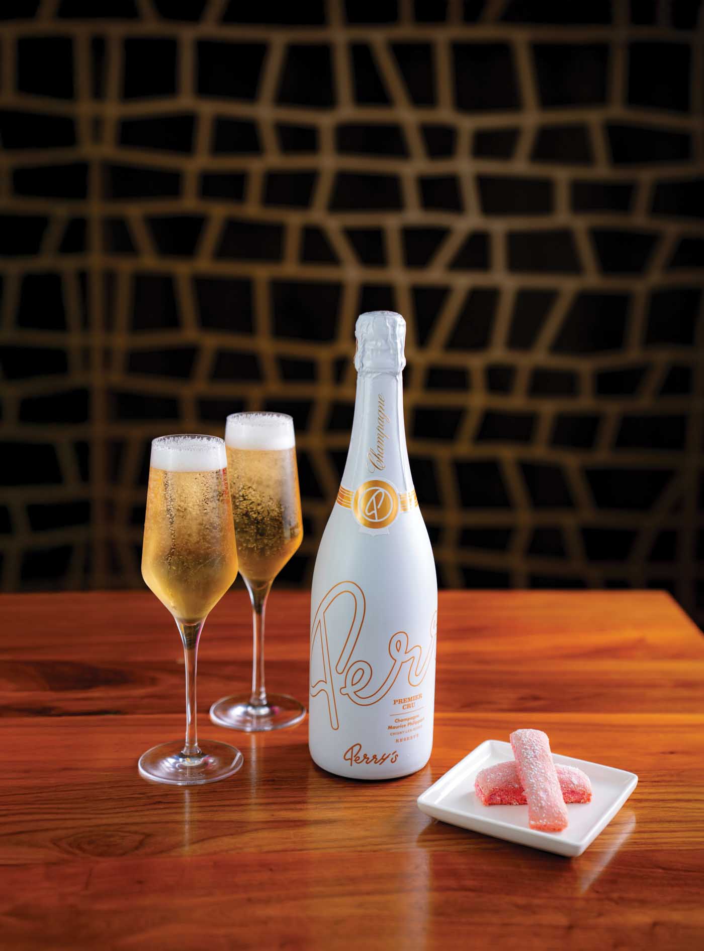 50 Perrys Champaign Bottle Glass Cookies 05280 Retouch V1