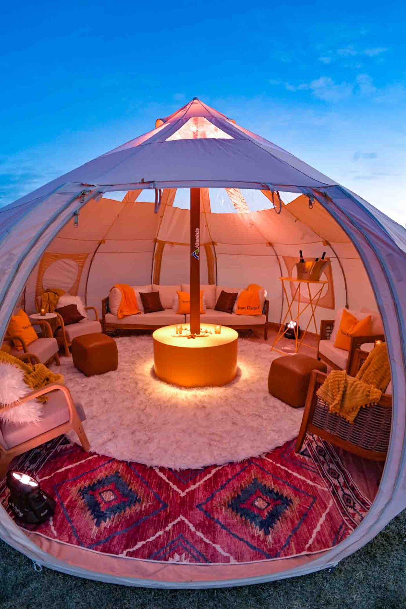 40 Vip Yurt Inside