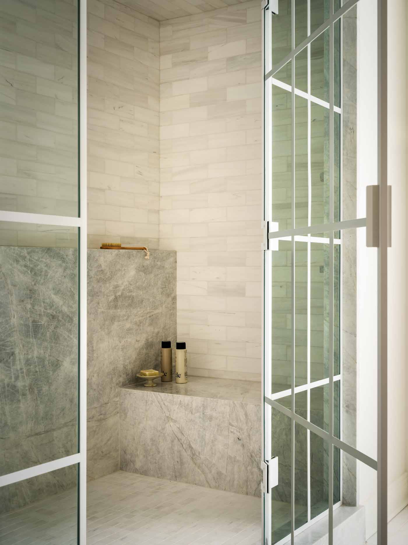 50 250327 Studiow 16