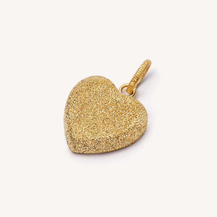 40 Main Carolina Bucci, Florentine Small Cuore Pendant In 18k Yellow Gold, Carolinabucci.com