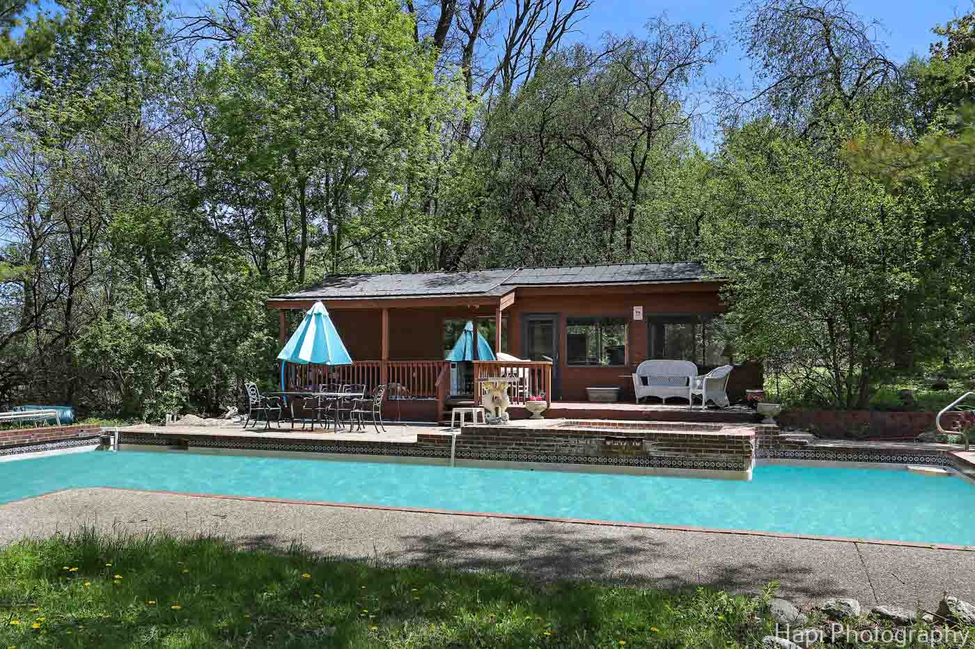 84 Pool And Pool House