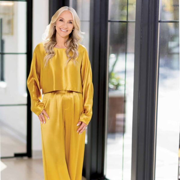 Dr'carav@james Gustin25