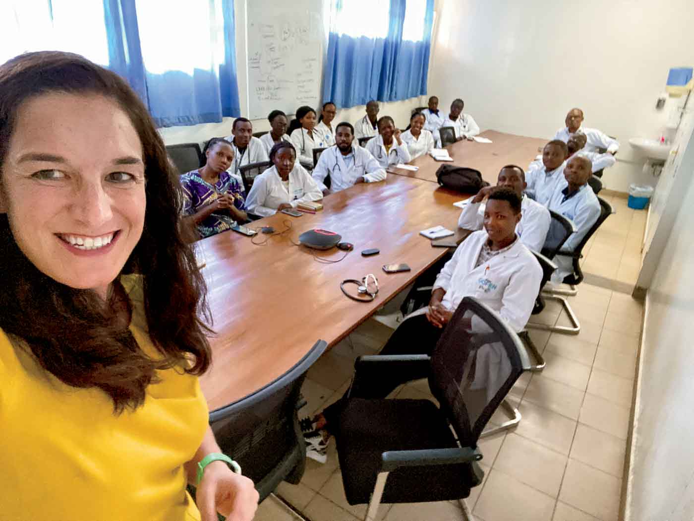 55 Dr. Loy With Rwandan Trainees At Chuk In Kigali.