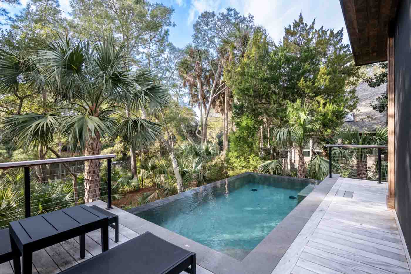 68 2 389 Governors Drive