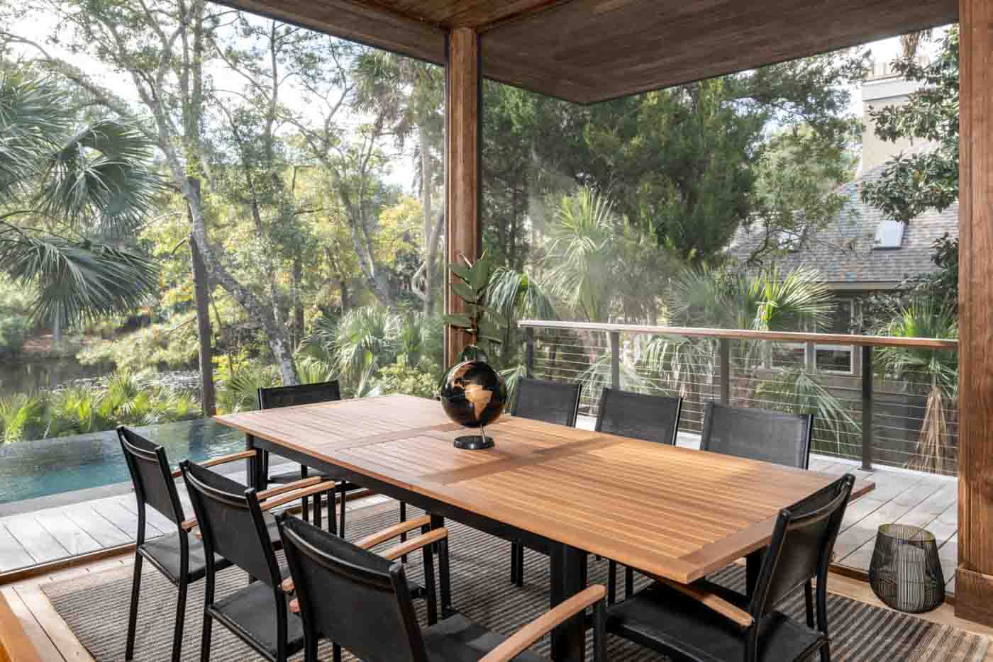 68 6 389 Governors Drive