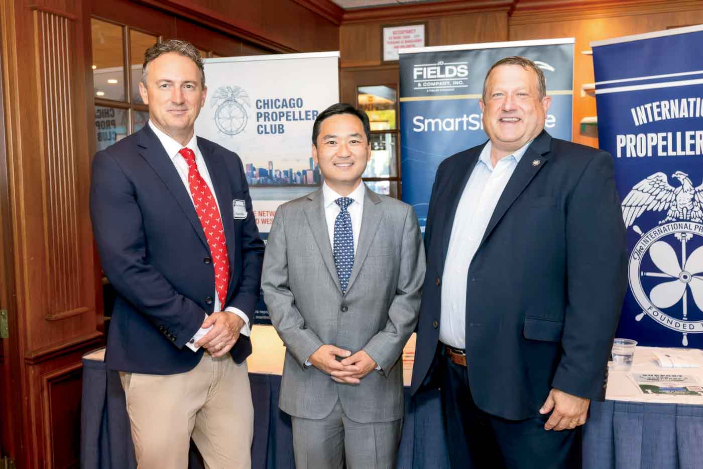 (please Include) Chicago Propeller Club President Ben Pinnington, Marad Administrator Sang Yi, Past President Chris Carr