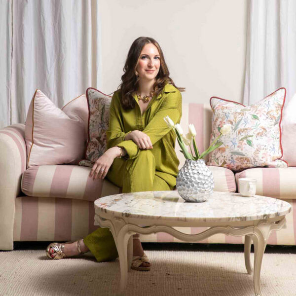 30 Main Sitting Pretty, Bianca Mathias