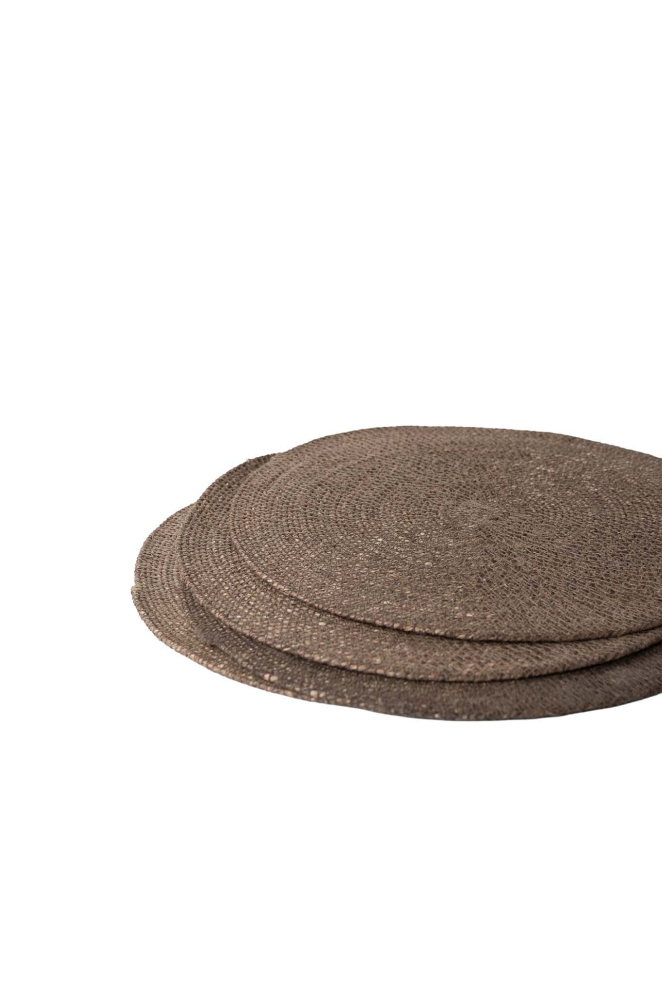 72 June, Woven Seagrass Round Placemat, Junehomesupply.com