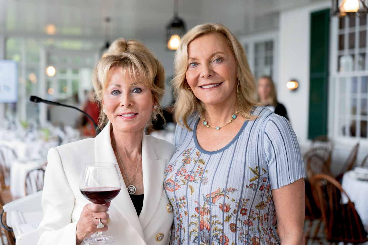 135 1) Nan Kocourek With Paula Fasseas, Paws Chicago Fonder & Chairman, Photo By Ellie Fenn Photography