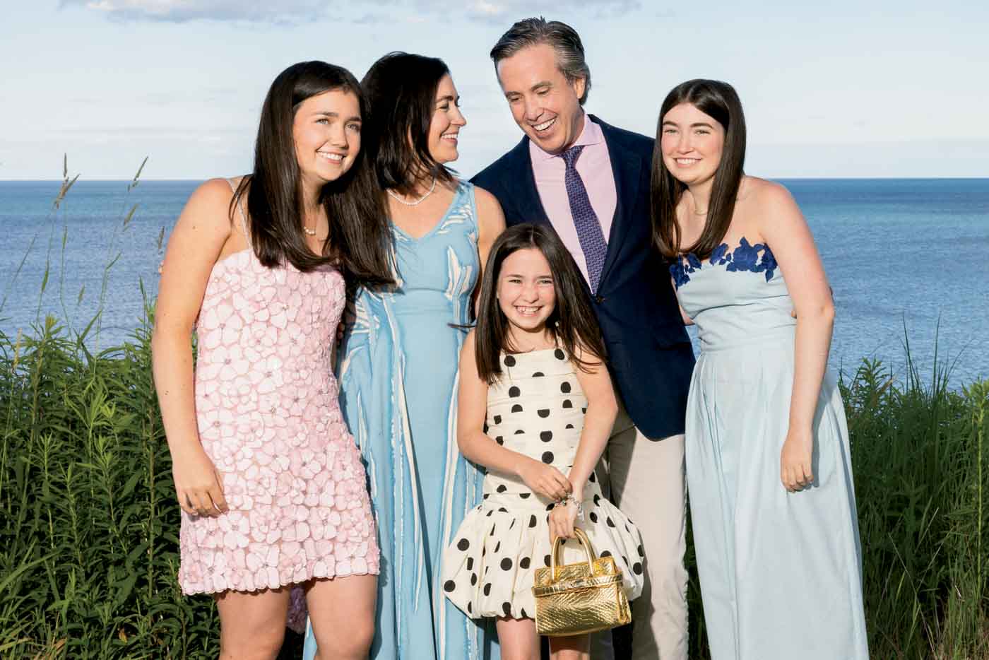 126 5. The Ryan Family (madelyn, Anne, Bea, Kelly, Lilly) (2)