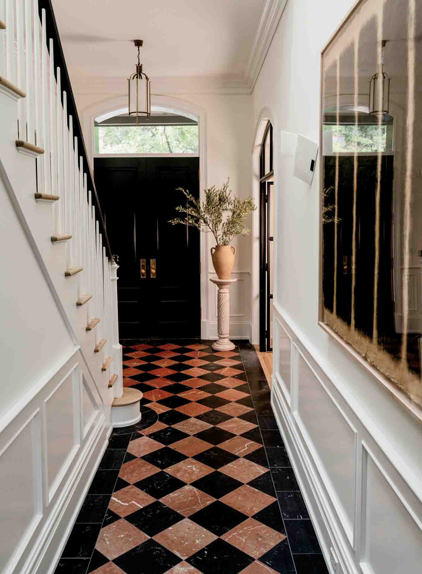 88 Foyer 2