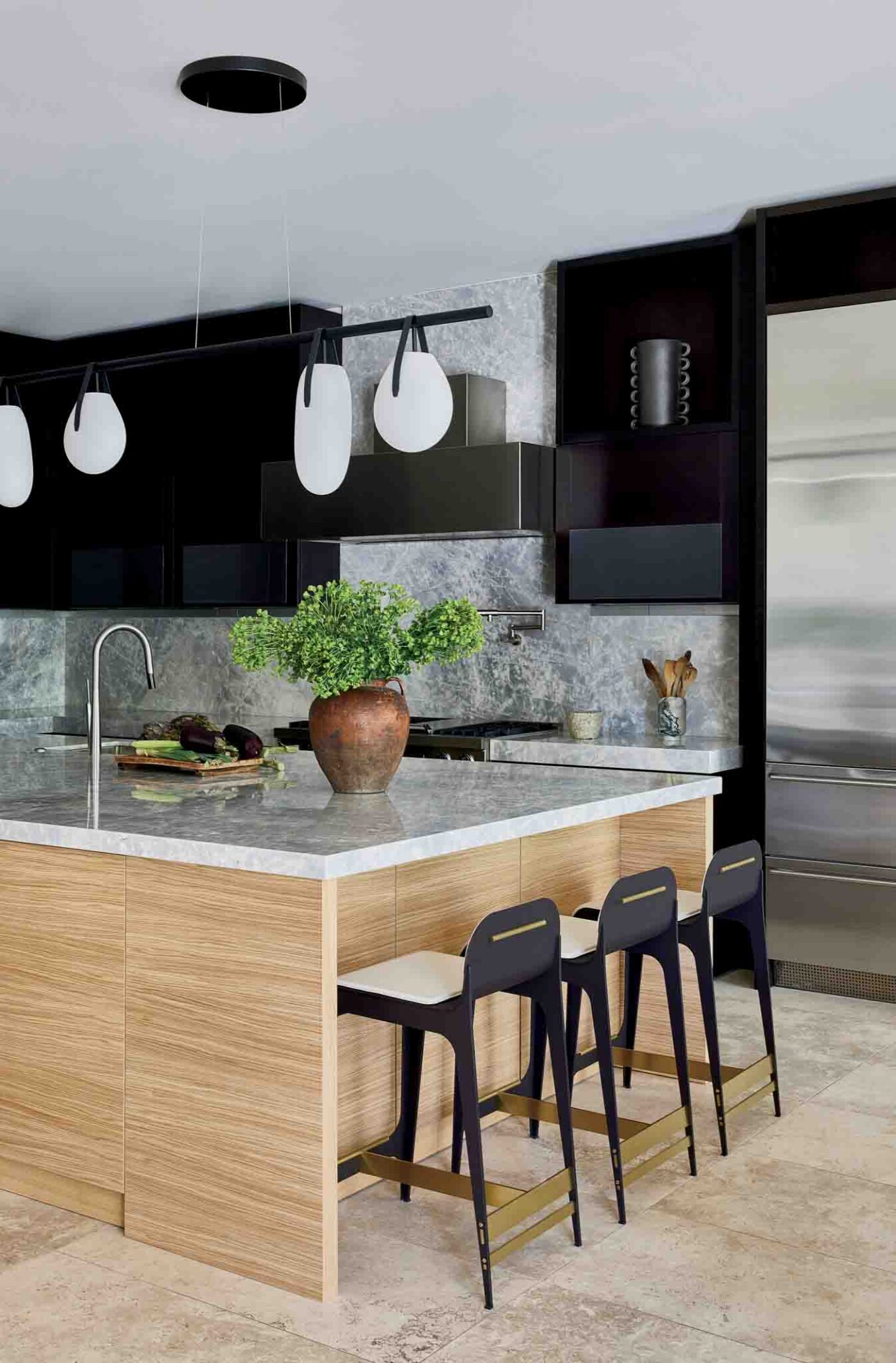 84 Highland Park 2 Kitchen